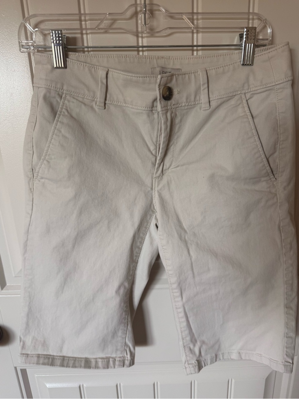 LOFT Cream Knee-Length Bermuda Shorts